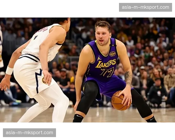 詹姆斯无浓眉东契奇战绩13胜5负，场均27+7+9数据解析